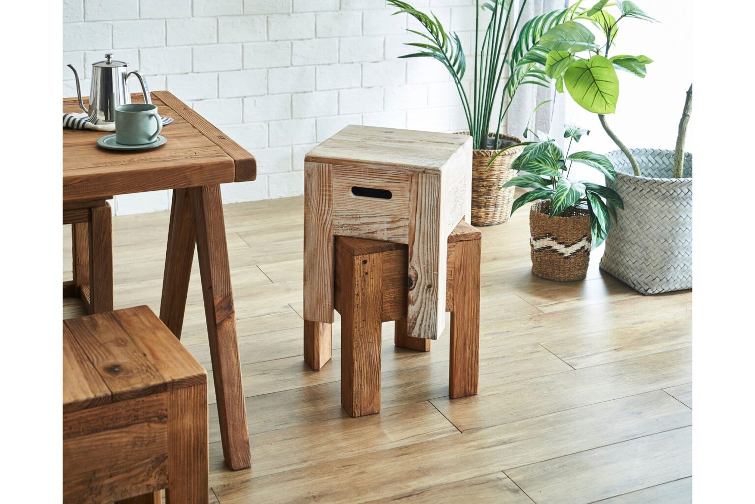 Jane Stool In Whitewash